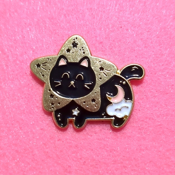 Star Kitty Pin - Picture 1 of 1